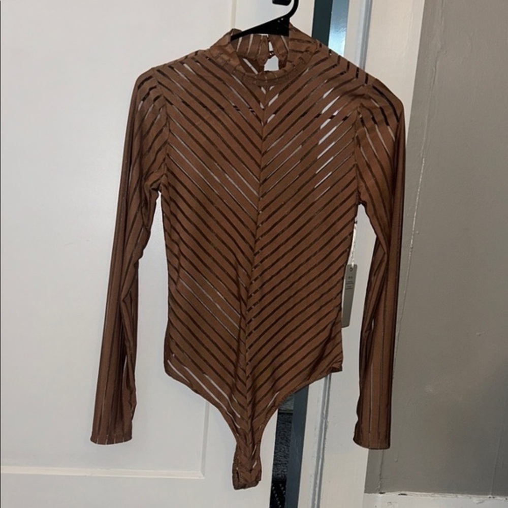 NWT Mauve Pink Iris Basic Bodysuit- Small